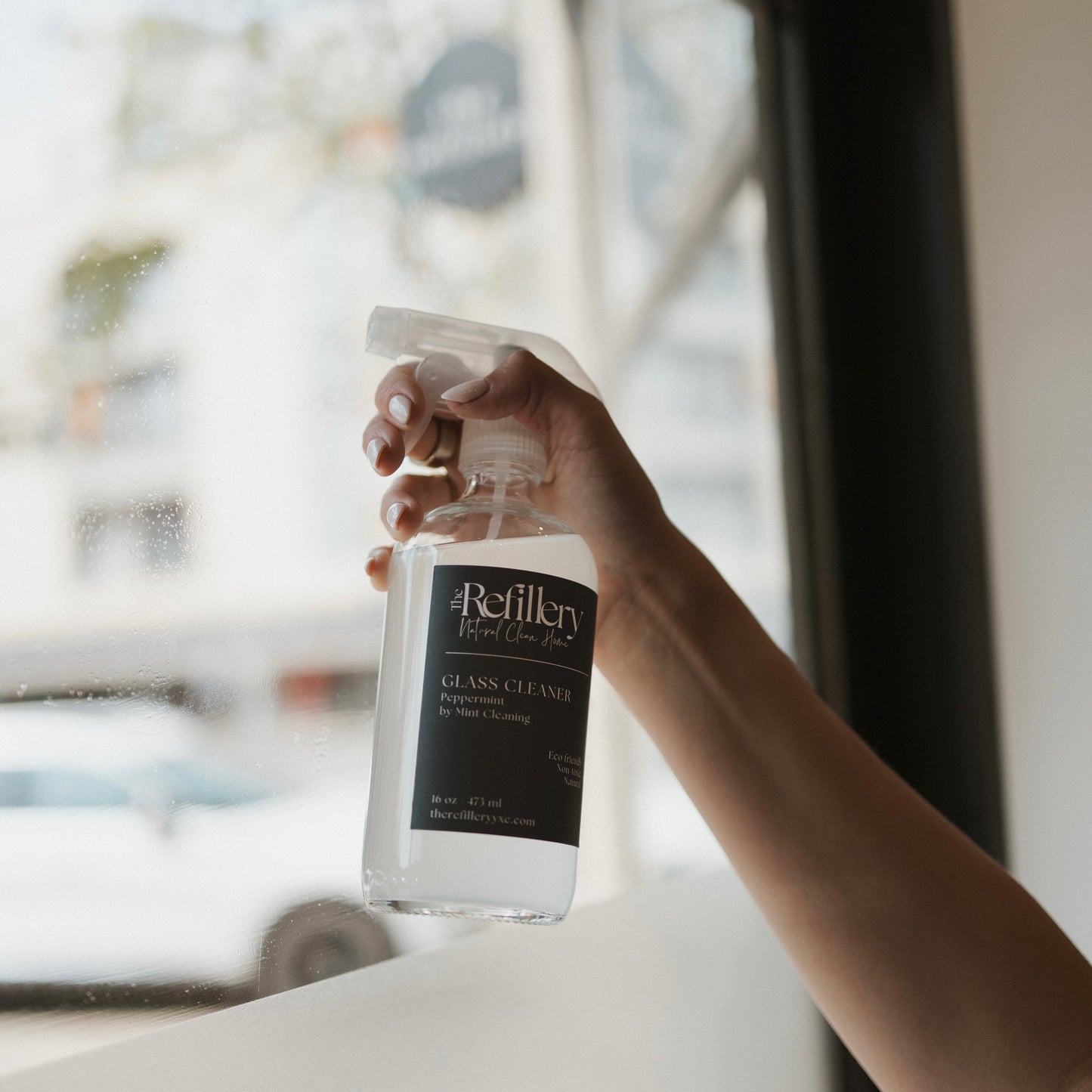 On Tap Mint Cleaning Glass Cleaner