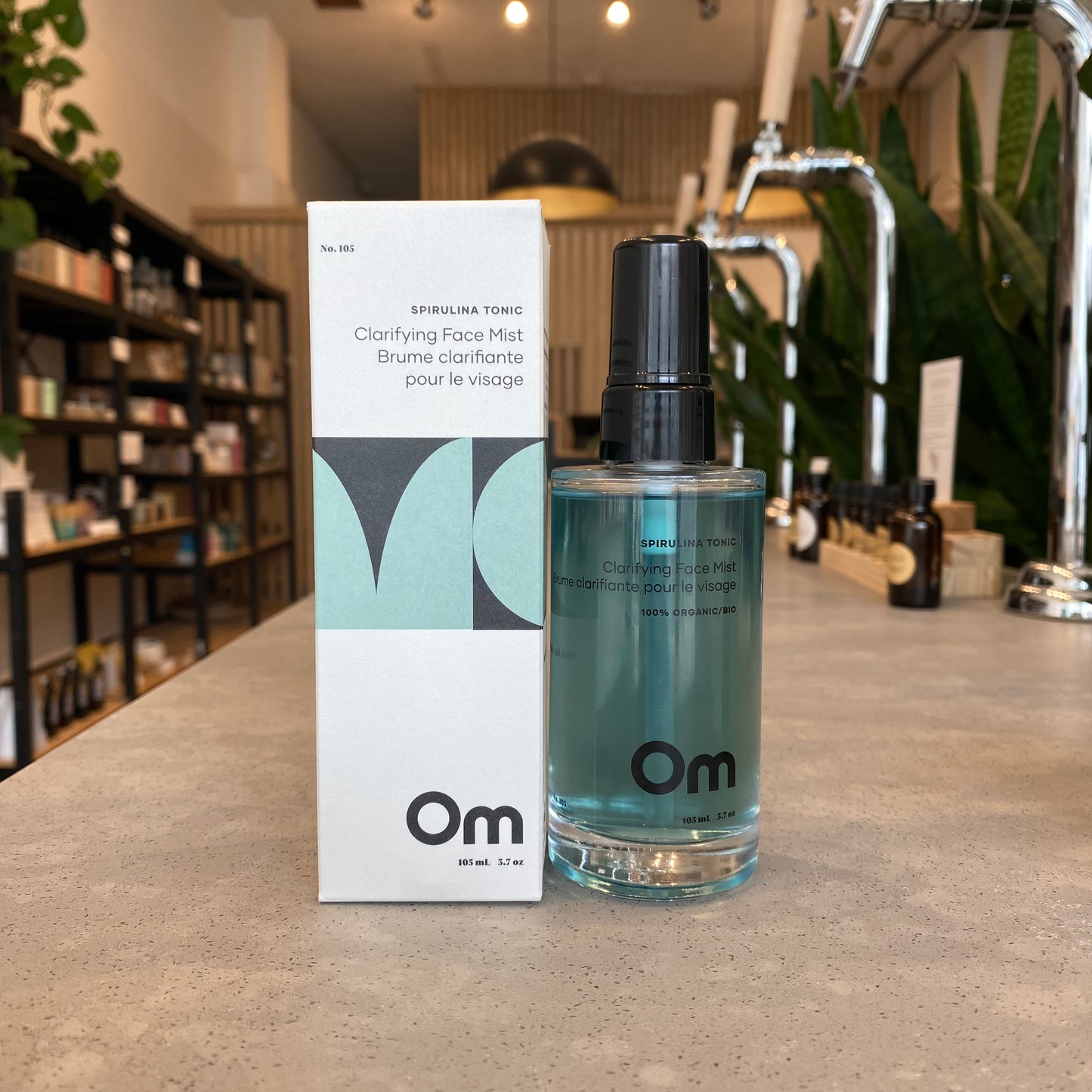 OM Spirulina Tonic Clarifying Face Mist